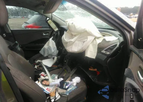 2013 Hyundai Santa Fe Sport 2.0T из США, поврежденный, VIN 5XYZU3LA8DG023575